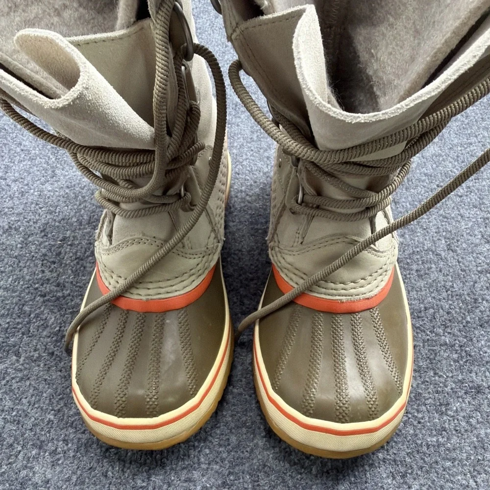 Sorel Women Joan of Arctic Sz 6 Waterproof Knit Winter Snow Boots NL2084-160